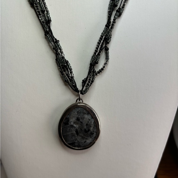 Vintage Silpada Silver & Gray Stone Necklace - Picture 5 of 5